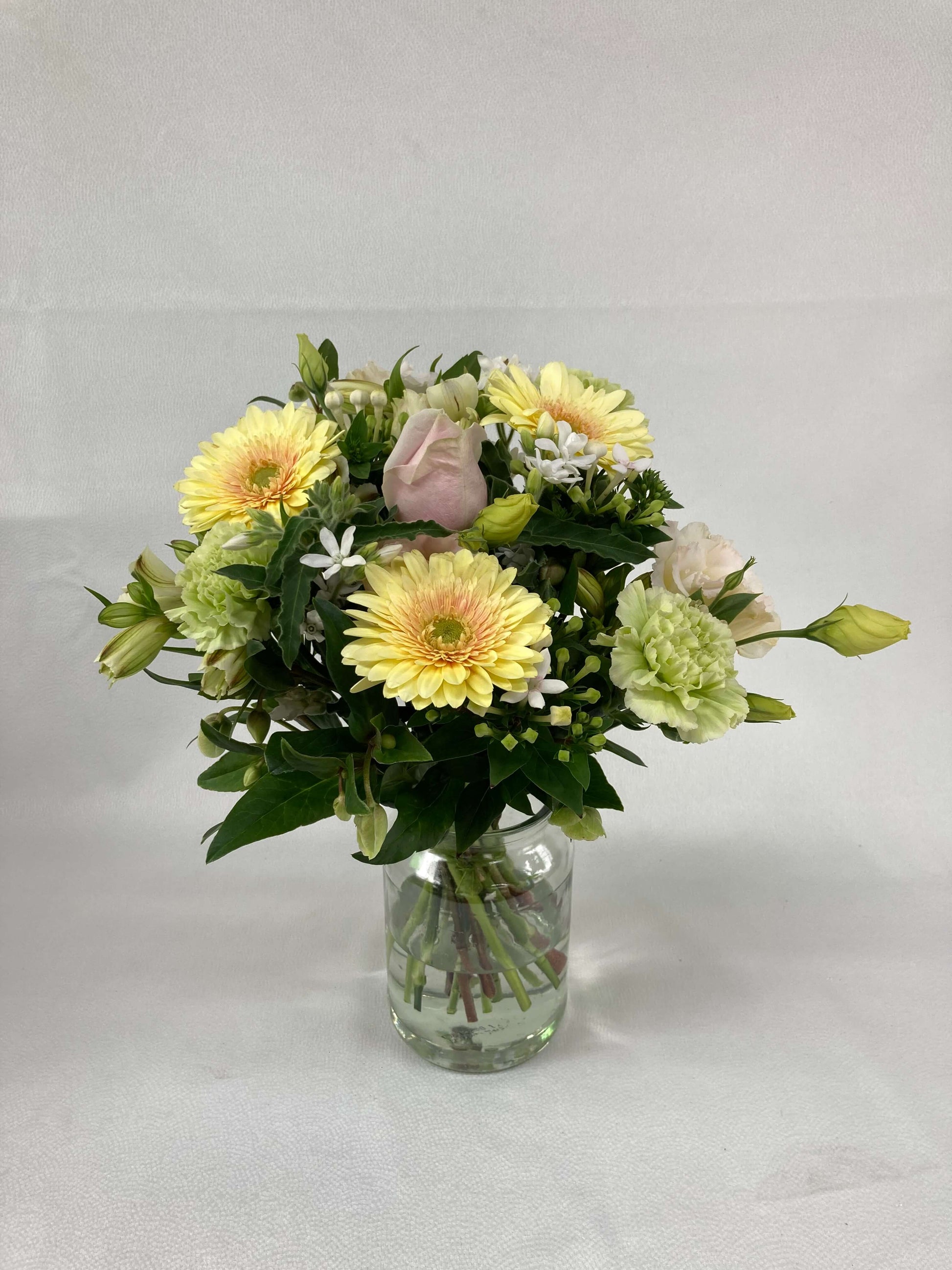 A pastel posy that you can receive in our posy subscription.
